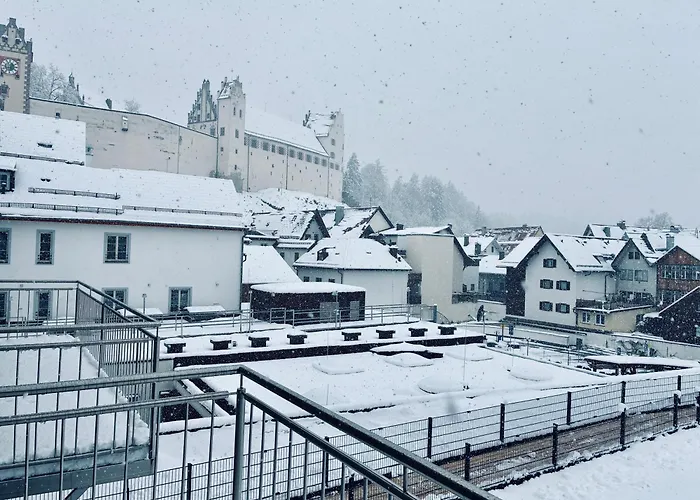 Schwanstein Zentrum 公寓 *